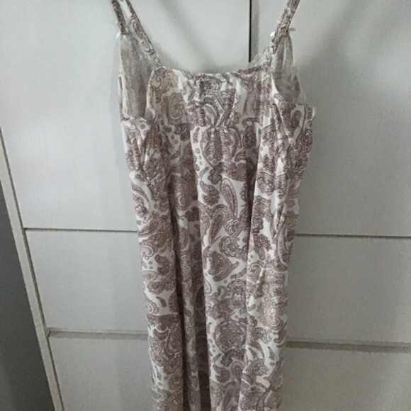 Laura Ashley nightie and cover-up - Picture 7 of 7